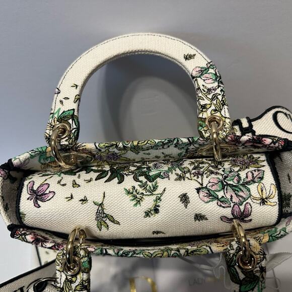 Christian Lady Dior NWT New Fabric Latte Embroidery Off-White Bag - Picture 8 of 16